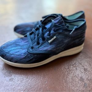 Vintage 90s Reebok Women's Fusium Run Knit Lace-up Low Sneakers Blue Size 5